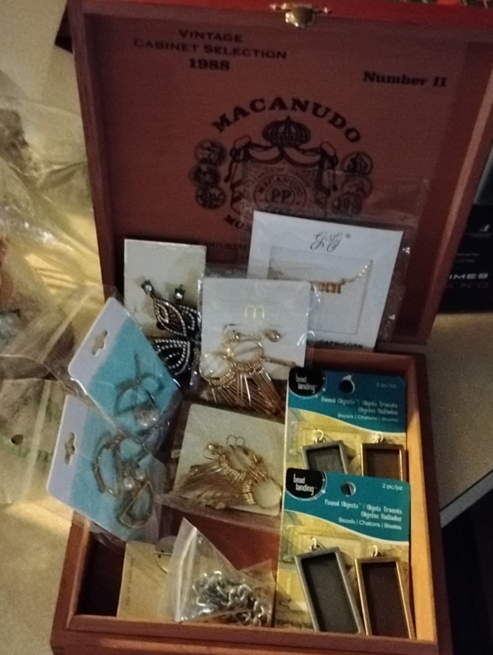Macanudo Wooden Jewelry Box Filled with Assorted Jewelry Findings